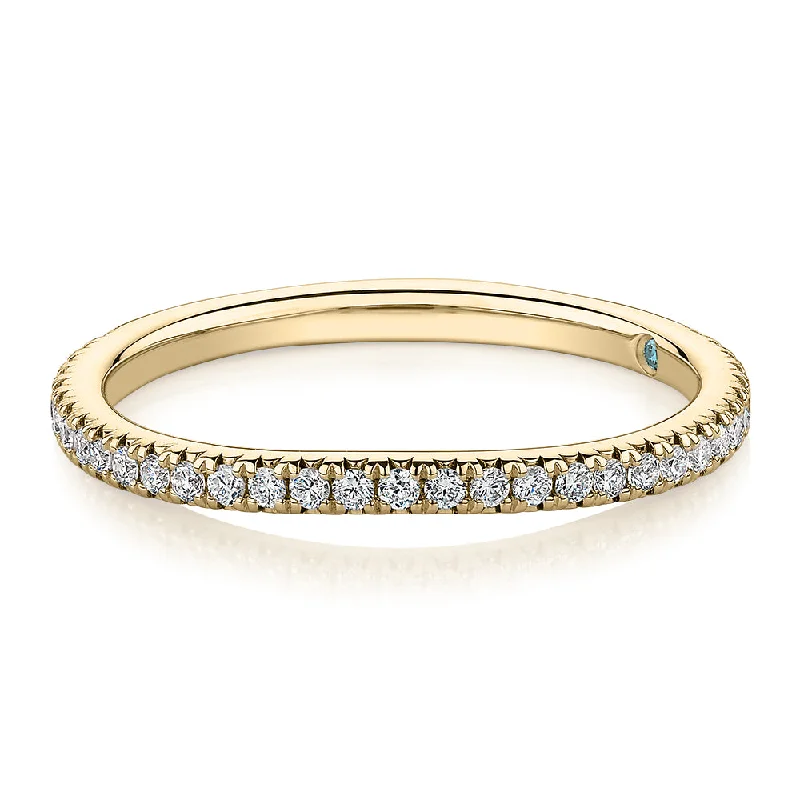 engagement rings for women -Premium Lab-Grown Diamond, 0.23 carat TW round brilliant curved wedding or eternity band in 14 carat yellow gold