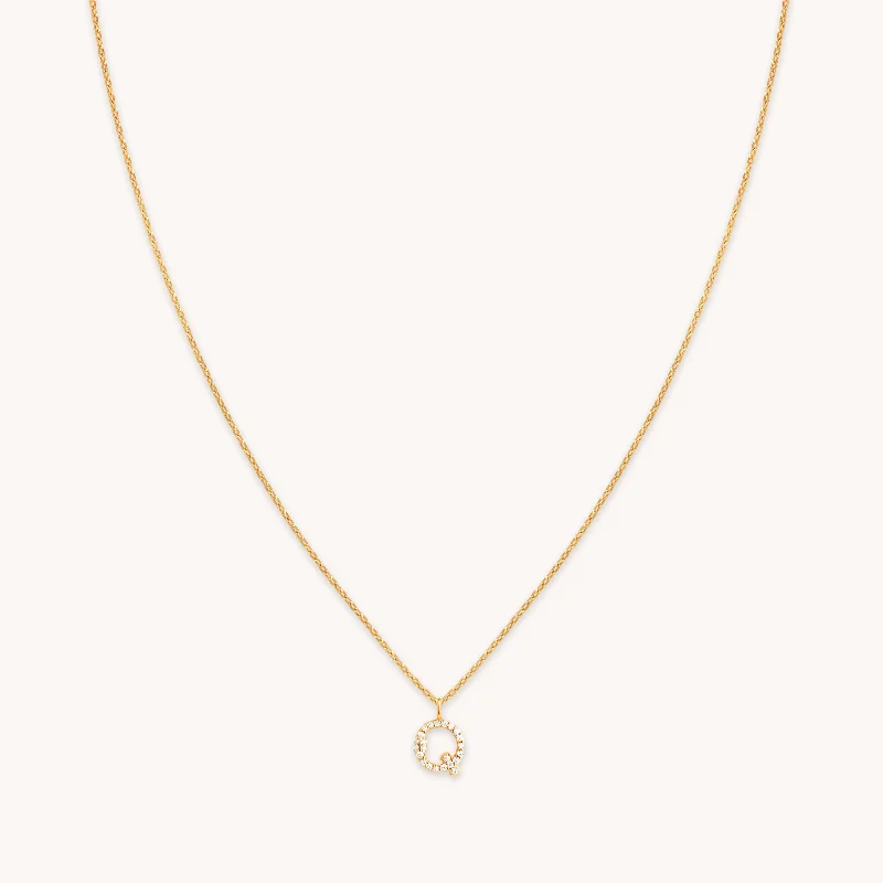 fashion-forward necklaces for women -Q Initial Pavé Pendant Necklace in Gold