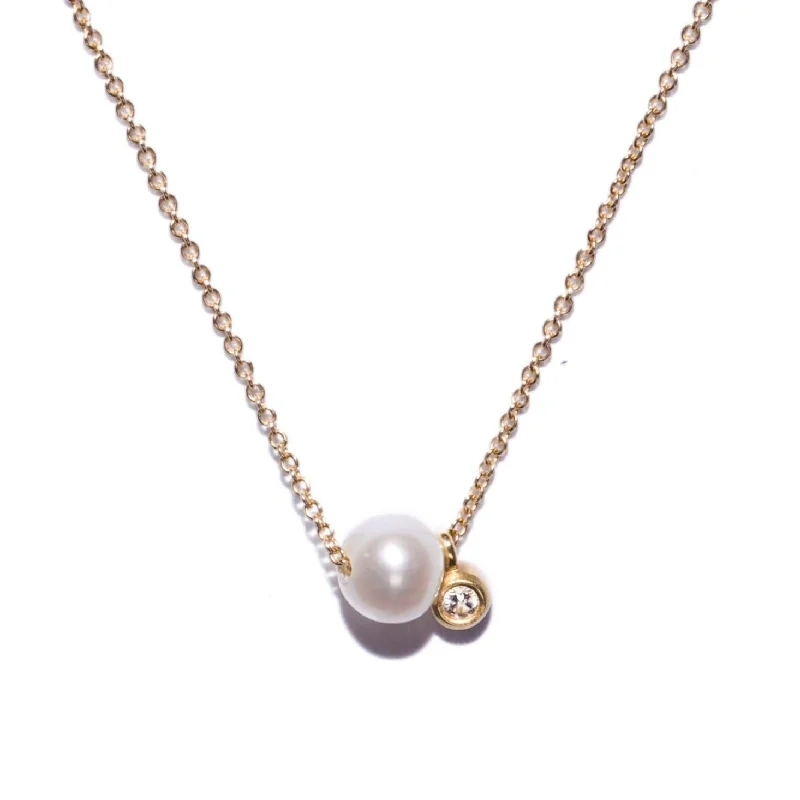 luxury necklaces for women -<!--NK672-->dainty necklace with pearl and diamond