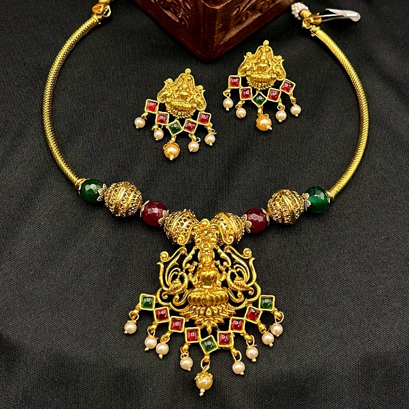 elegant necklaces for women -Kemp Hasili Rope Lakshmi Necklace set