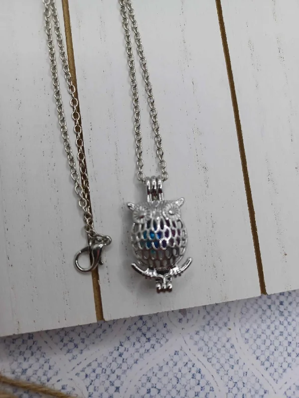 fine jewelry necklaces for women -Silver Necklace w/ Owl Pendant - Glows in the Dark!