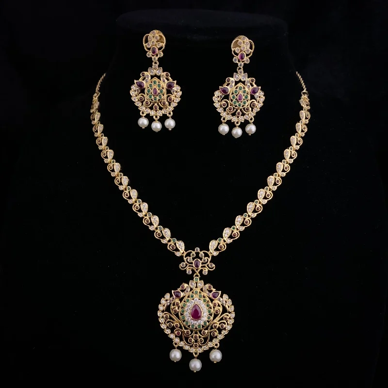 cute necklaces for women -Elegant Zircon (CZ) Stone Necklace Set with uncut diamond stone work and Kempu stones