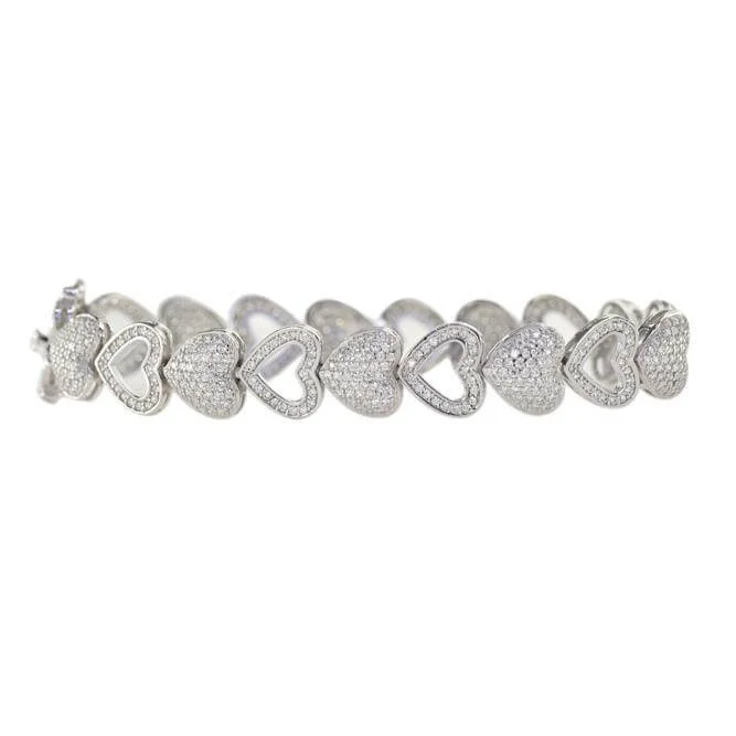 chic women’s bangles -chic women’s bangles -CZ HEART BRACELET